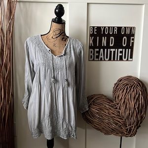 Solitaire Gray Embroidered 3/4 Sleeve Blouse